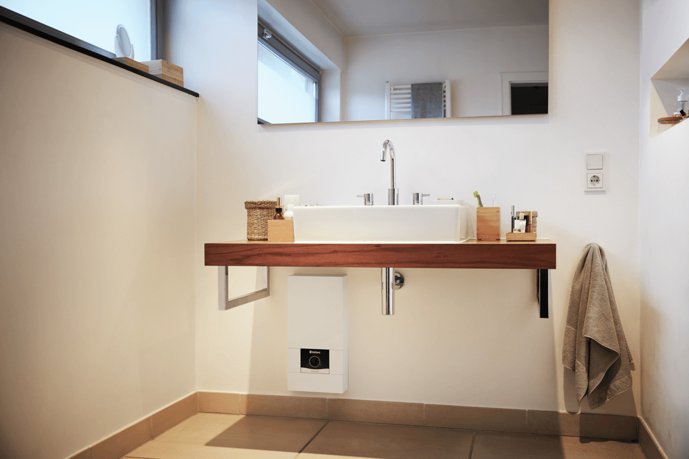 electronicVED scene view