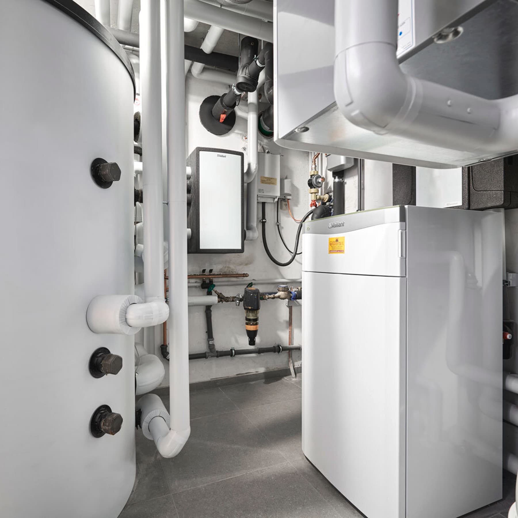 Heizkeller mit mehreren Vaillant Geräten