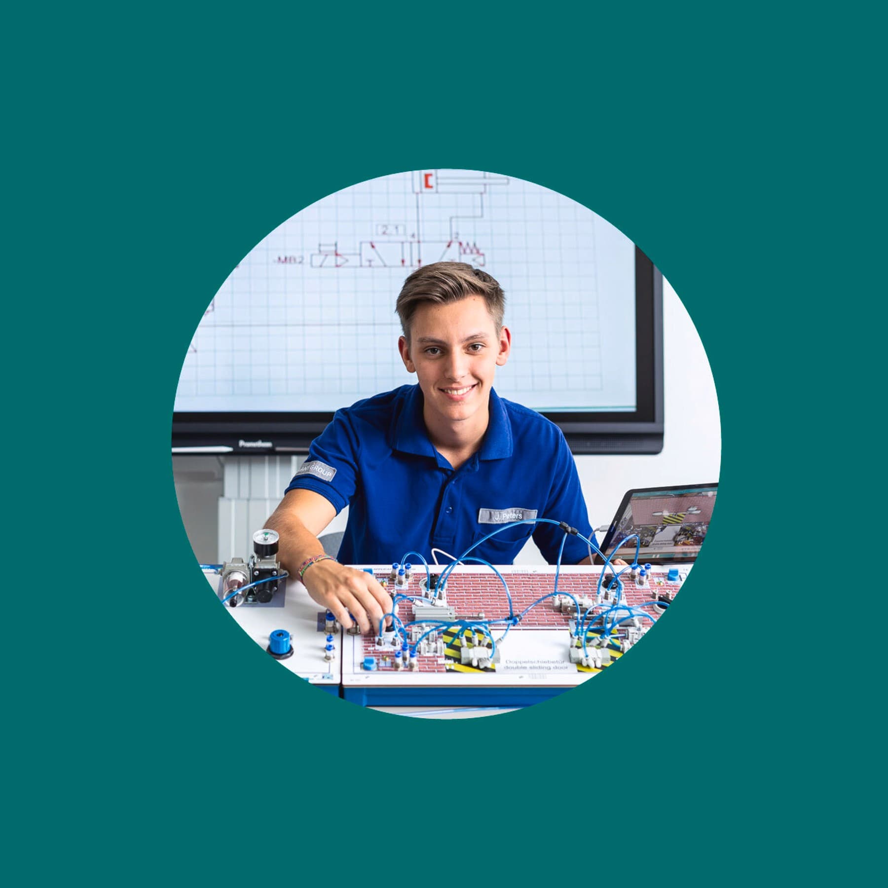 Portraitfoto des Auszubildenden