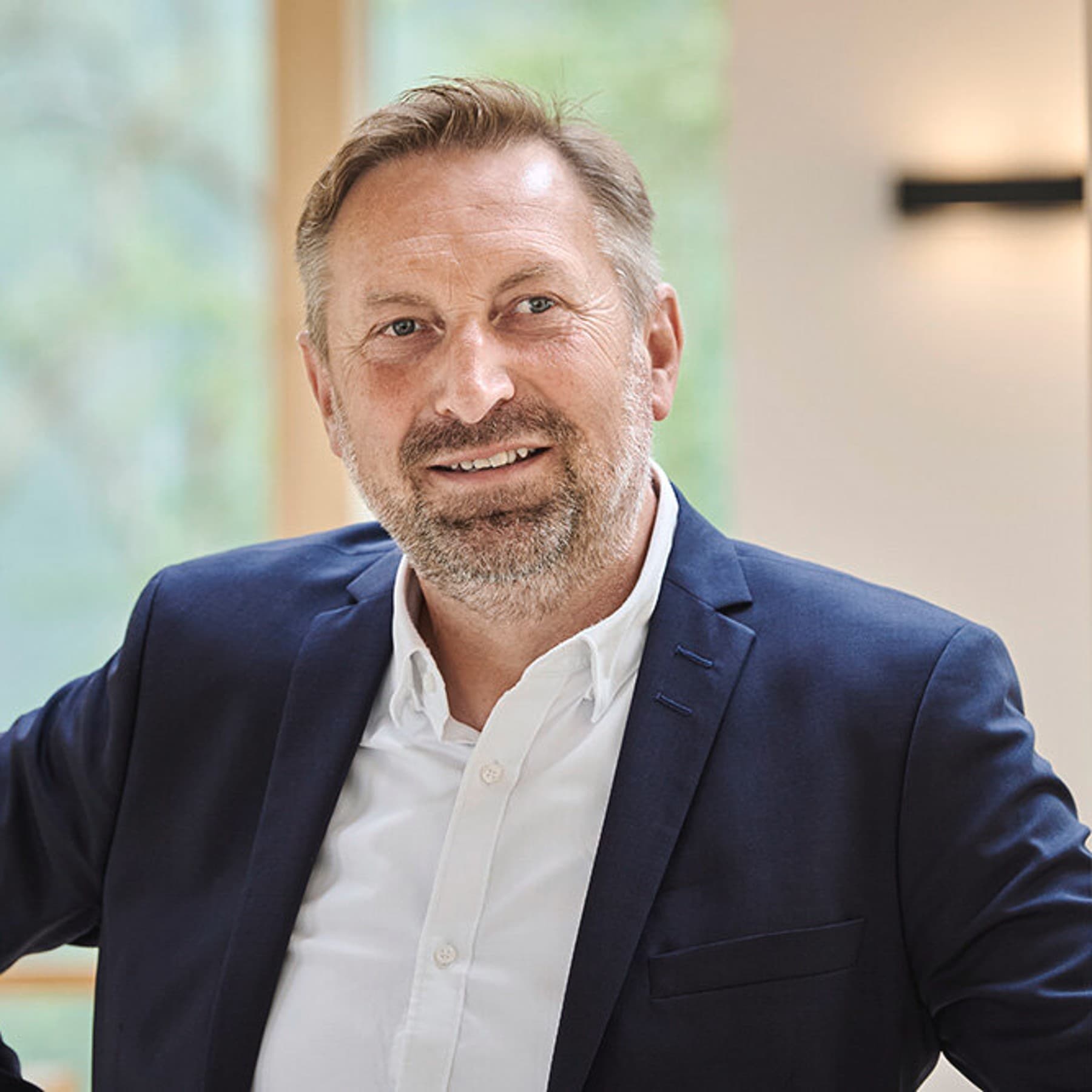 Portraitfoto von Friedhelm Jäger