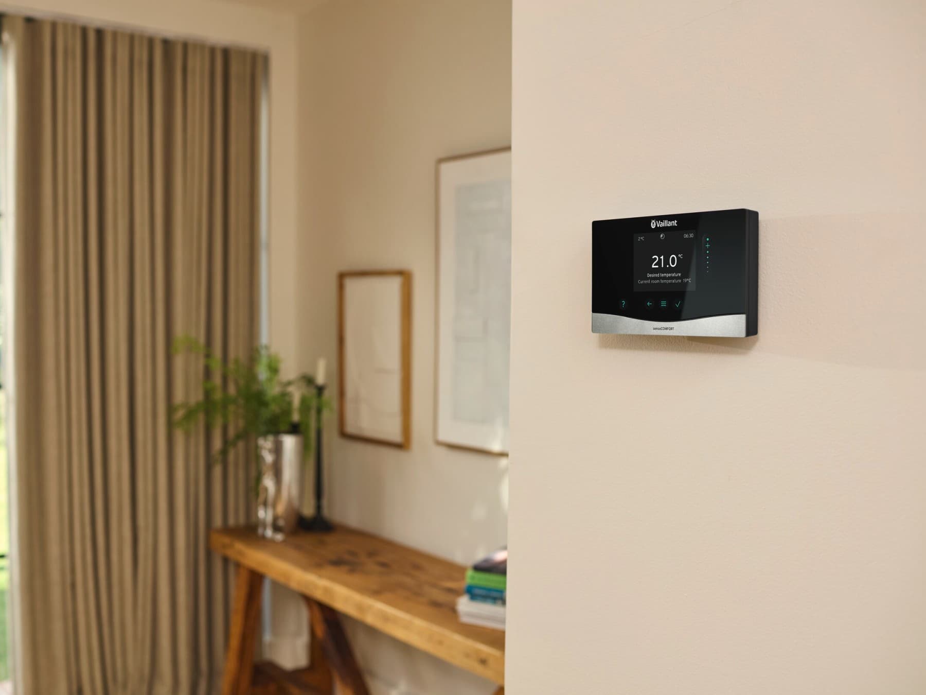 Systemregler sensoCOMFORT von Vaillant