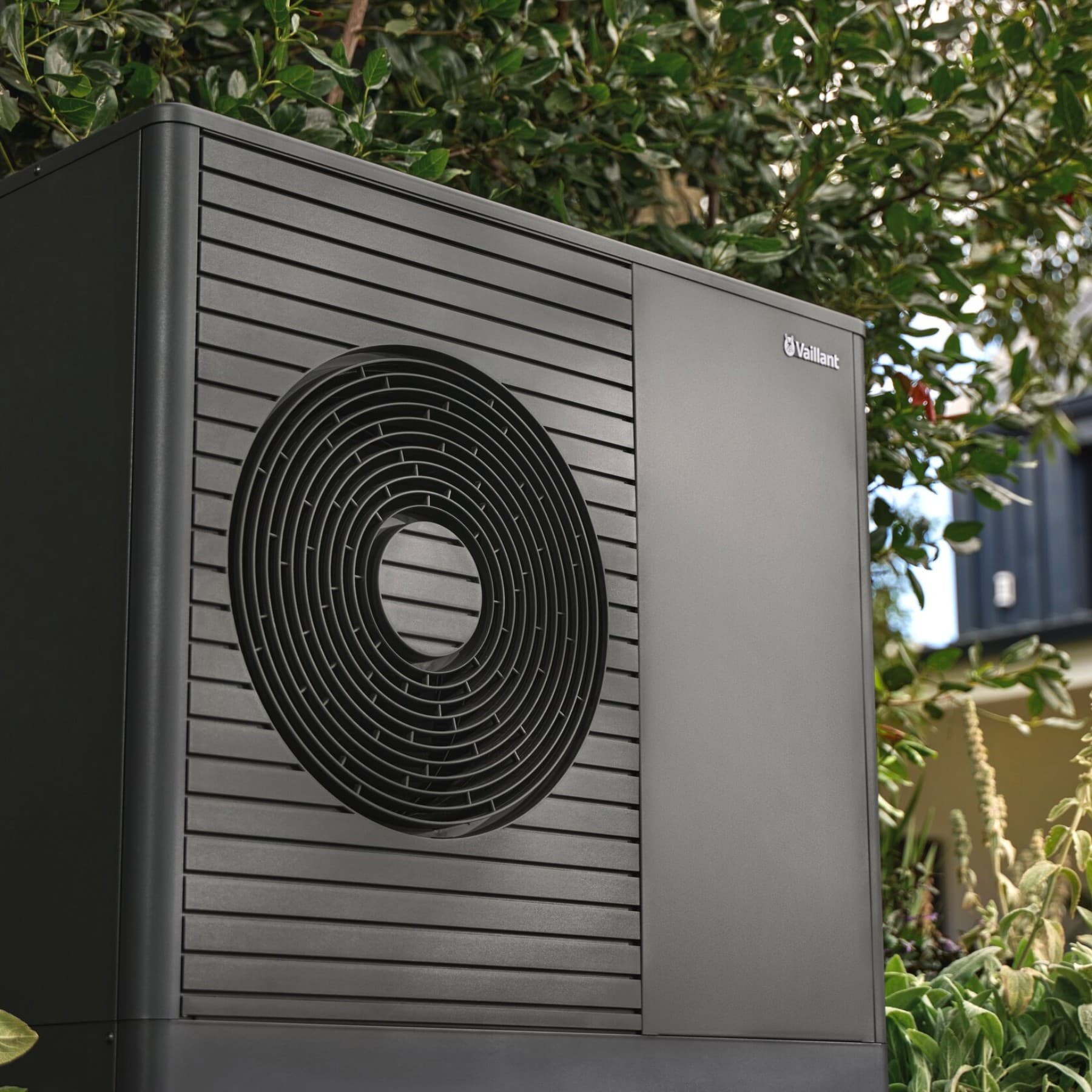 Außeneinheit einer Vaillant Wärmepumpe