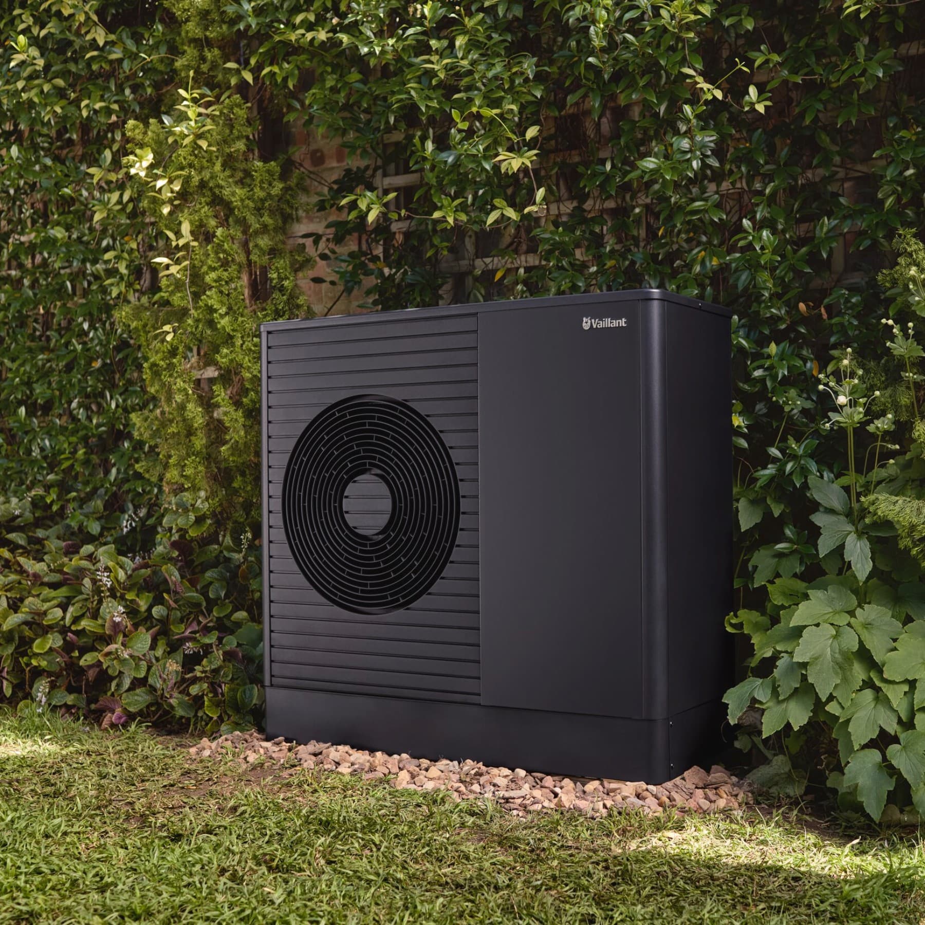 Außeneinheit einer Vaillant Wärmepumpe
