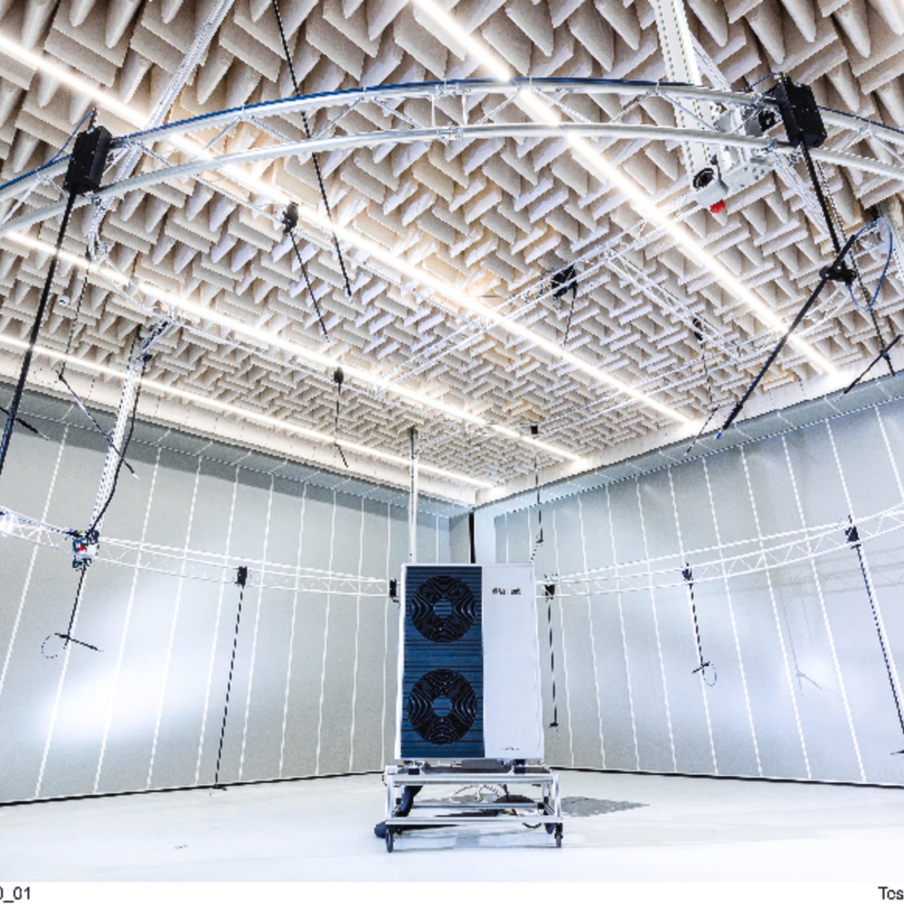 Eine Vaillant Wärmepumpe in einem akustischen Testzentrum.