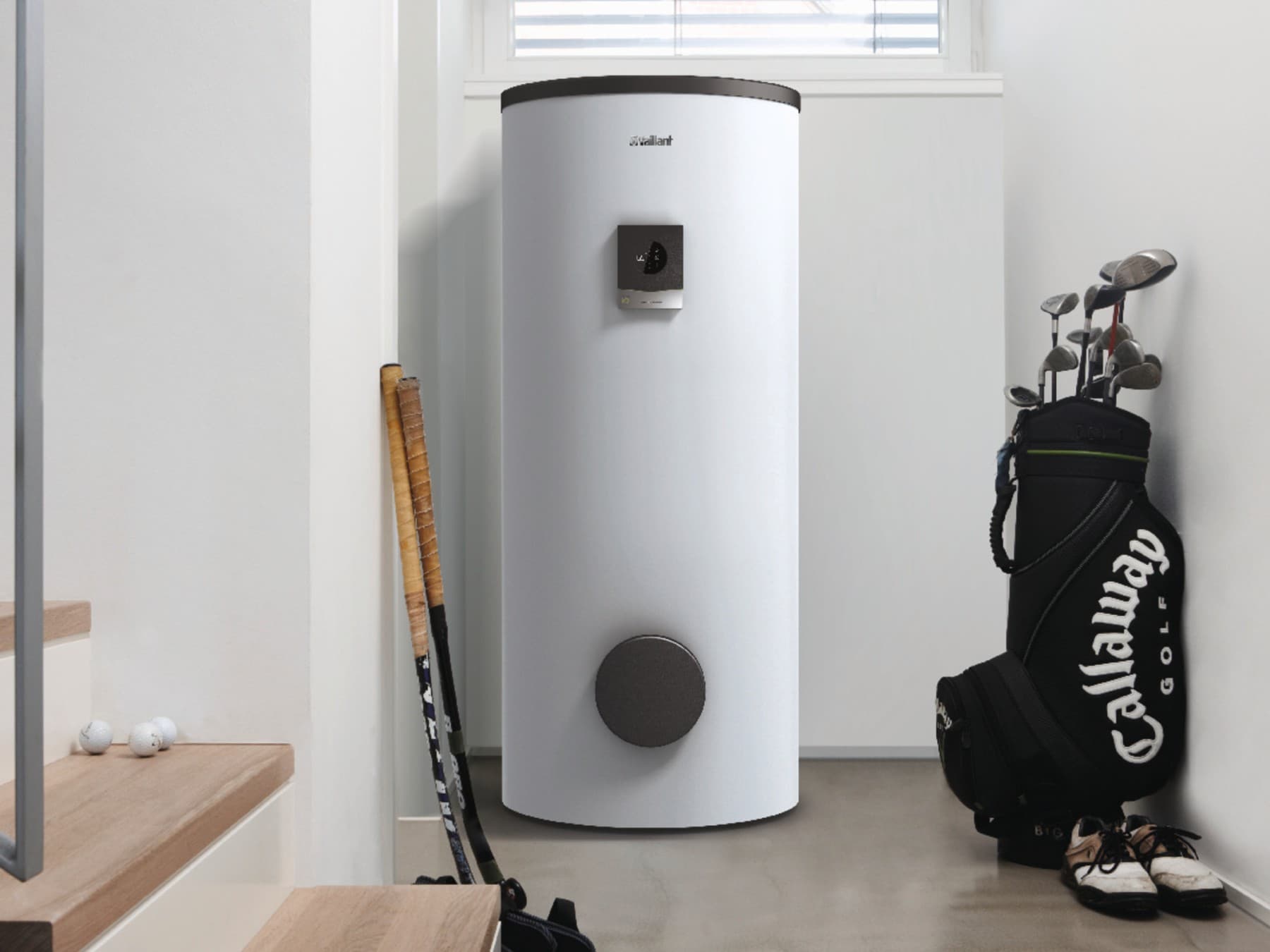 Vaillant Warmwasserspeicher in einem Keller